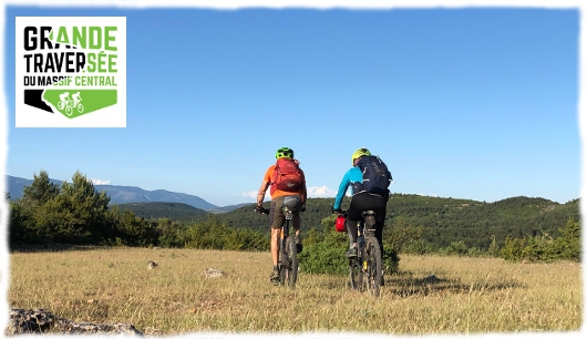 From the volcanoes of Auvergne to the Mediterranean via the trails