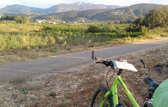 Cyclotourisme vignoble Terrasses du Larzac