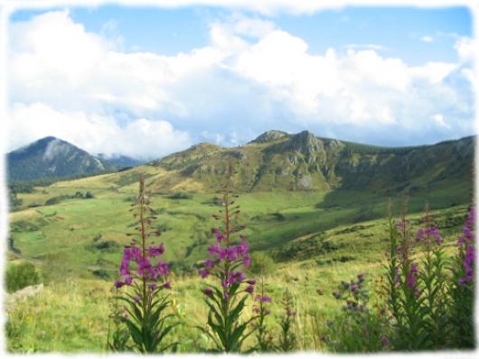 Site spectaculaire sur les vestiges d'un ancien volcan