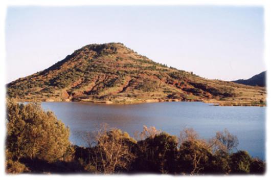 Lac du Salagou et son riche passé géologique